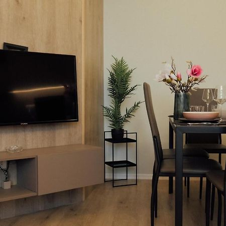 Newly Renovated Apartment Tirana Extérieur photo