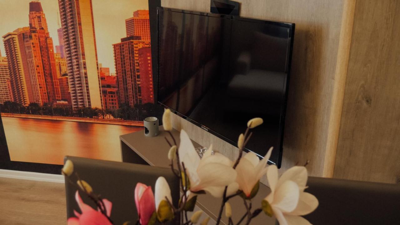 Newly Renovated Apartment Tirana Extérieur photo