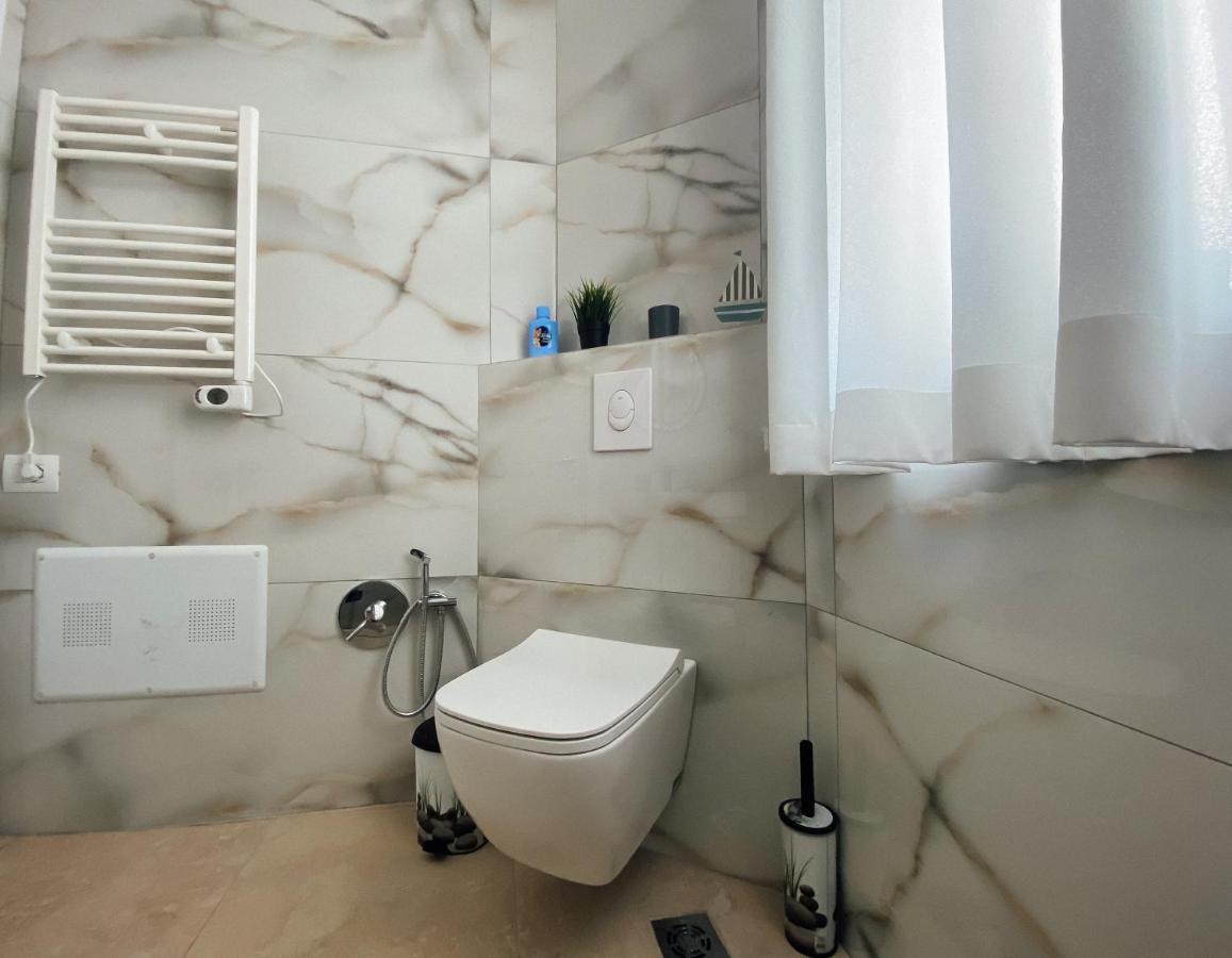 Newly Renovated Apartment Tirana Extérieur photo